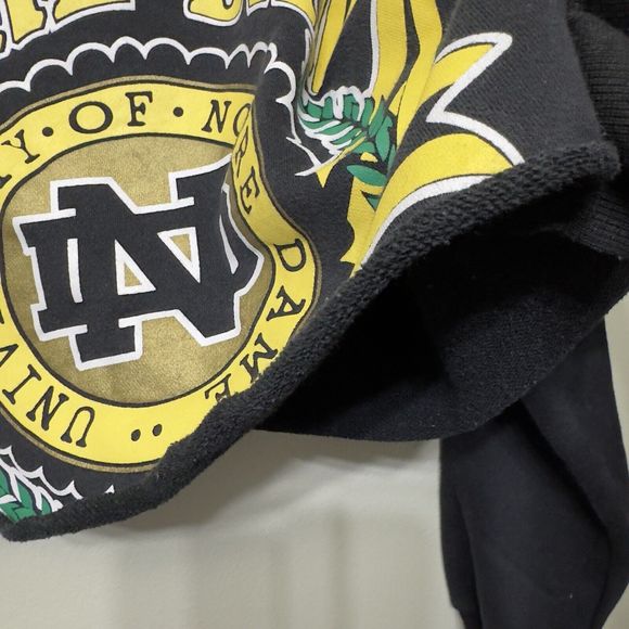 SIGNATURE 8 Womens S/M University of Notre Dame Cropped Sweatshirt Ruffle Sleeve - Picture 12 of 15